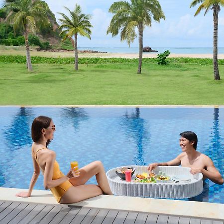 Pullman Lombok Merujani Mandalika Beach Resort Kuta  Kültér fotó