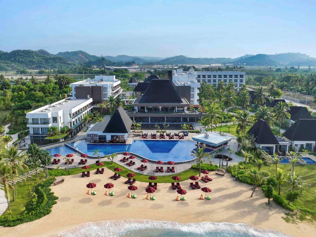 Pullman Lombok Merujani Mandalika Beach Resort Kuta  Kültér fotó