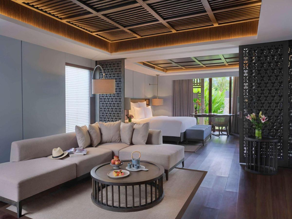 Pullman Lombok Merujani Mandalika Beach Resort Kuta  Kültér fotó