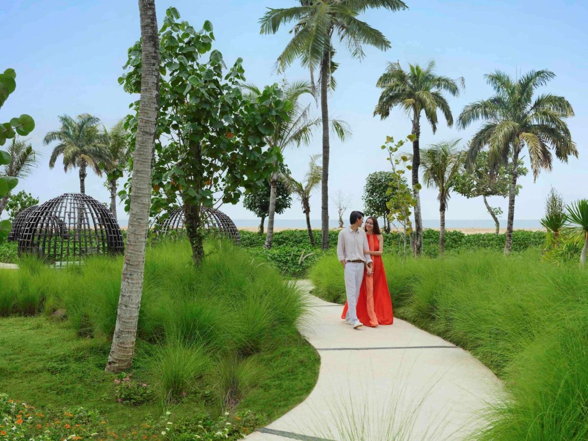 Pullman Lombok Merujani Mandalika Beach Resort Kuta  Kültér fotó