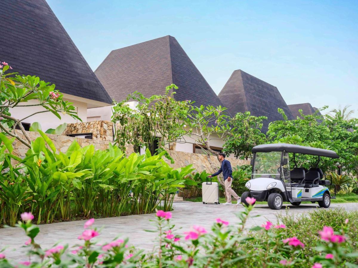 Pullman Lombok Merujani Mandalika Beach Resort Kuta  Kültér fotó