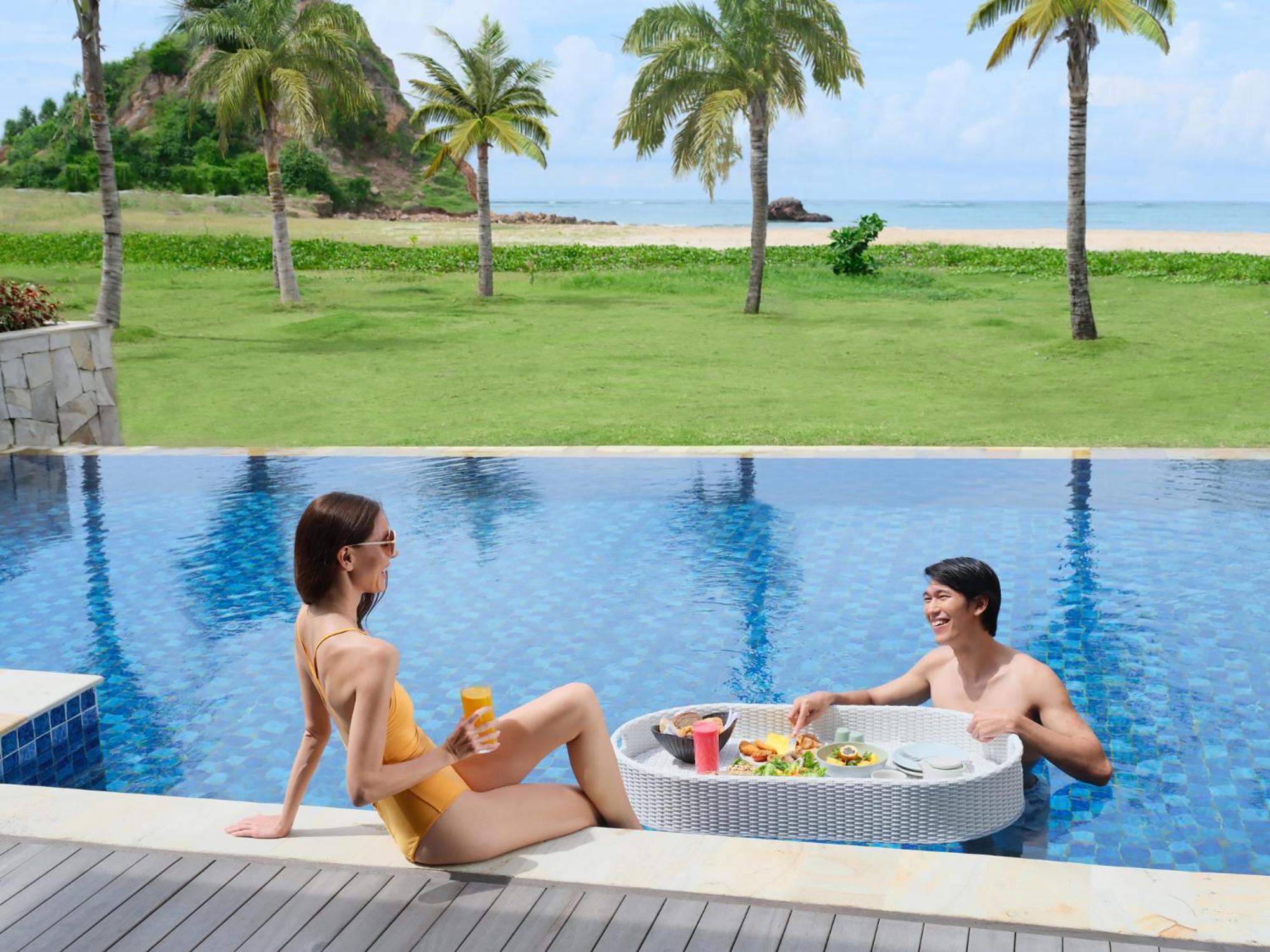Pullman Lombok Merujani Mandalika Beach Resort Kuta  Kültér fotó
